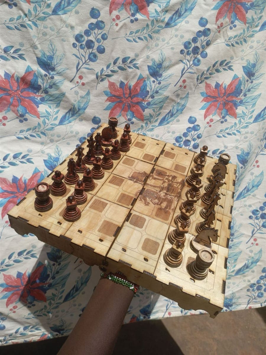 Custom wooden chess board - view 2