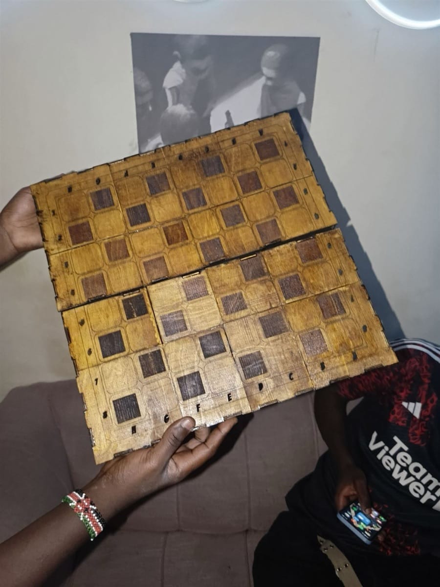 Custom wooden chess board - view 3