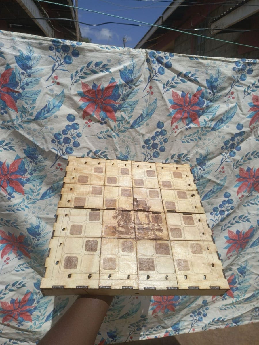 Custom wooden chess board - view 4